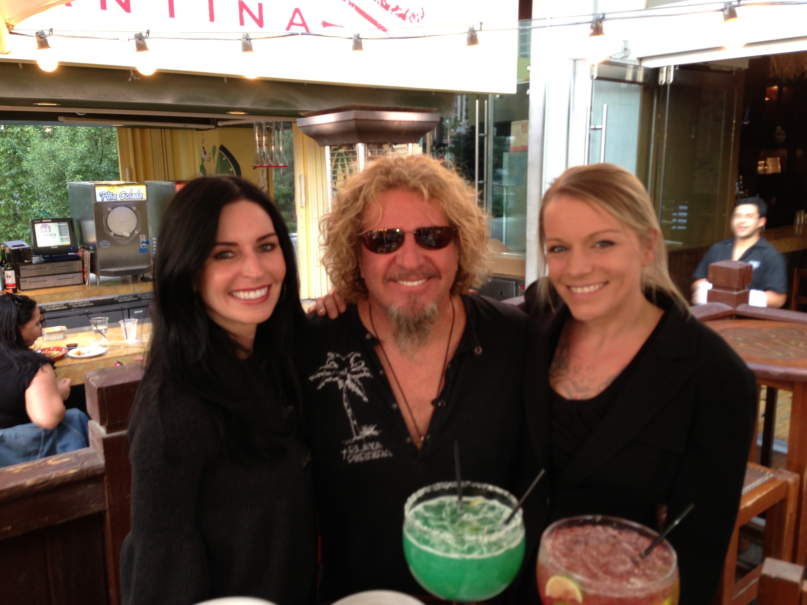 Cabo Wabo Cantina Sammy Stops By Cw Vegas For Drinks And Tacos
